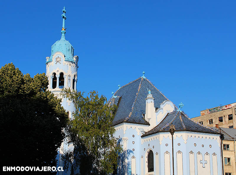 iglesia azul de bratislava