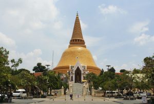 gran estupa de tailandia