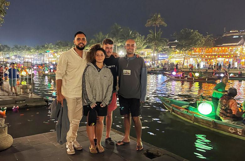 amigos viajeros y las despedidas