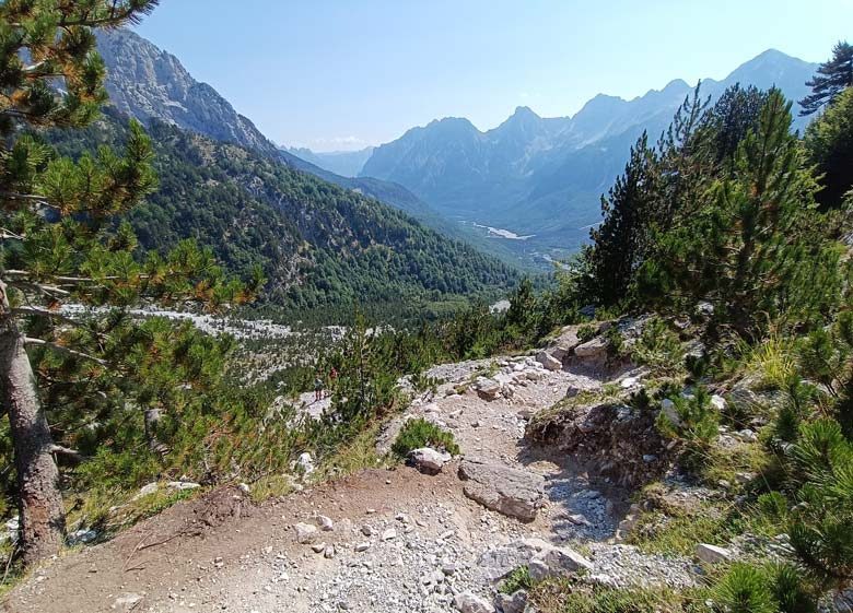 como hacer el hike valbona a theth