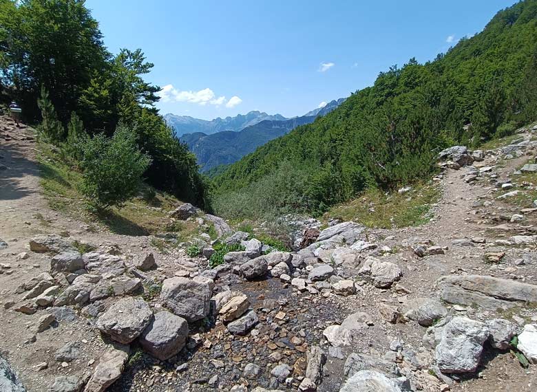 trekking de valbona a theth