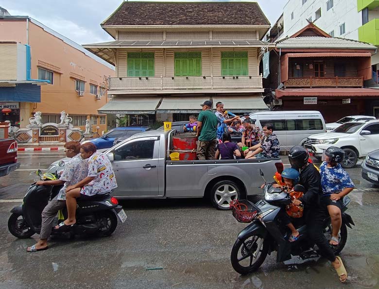 festival songkran en chiang mai